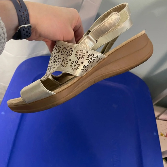 Wearever Jorden Women’s‎ Sandals gold and tan size 8.5 - Picture 7 of 10